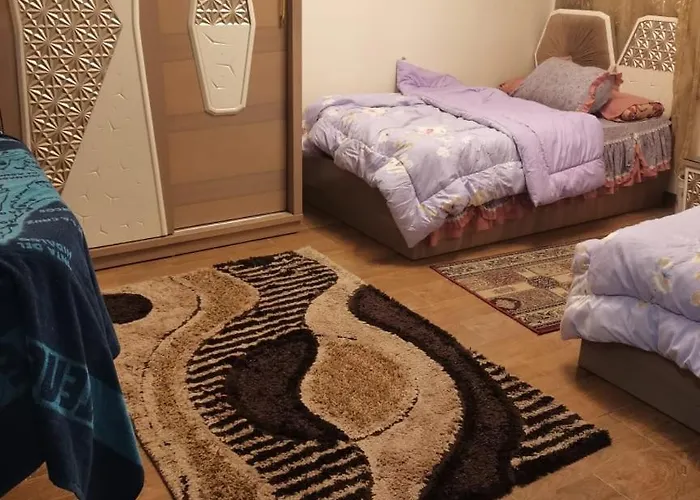 شقه